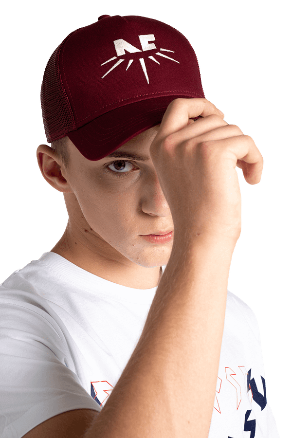 cap bordeaux ricamo bianco2 1 1