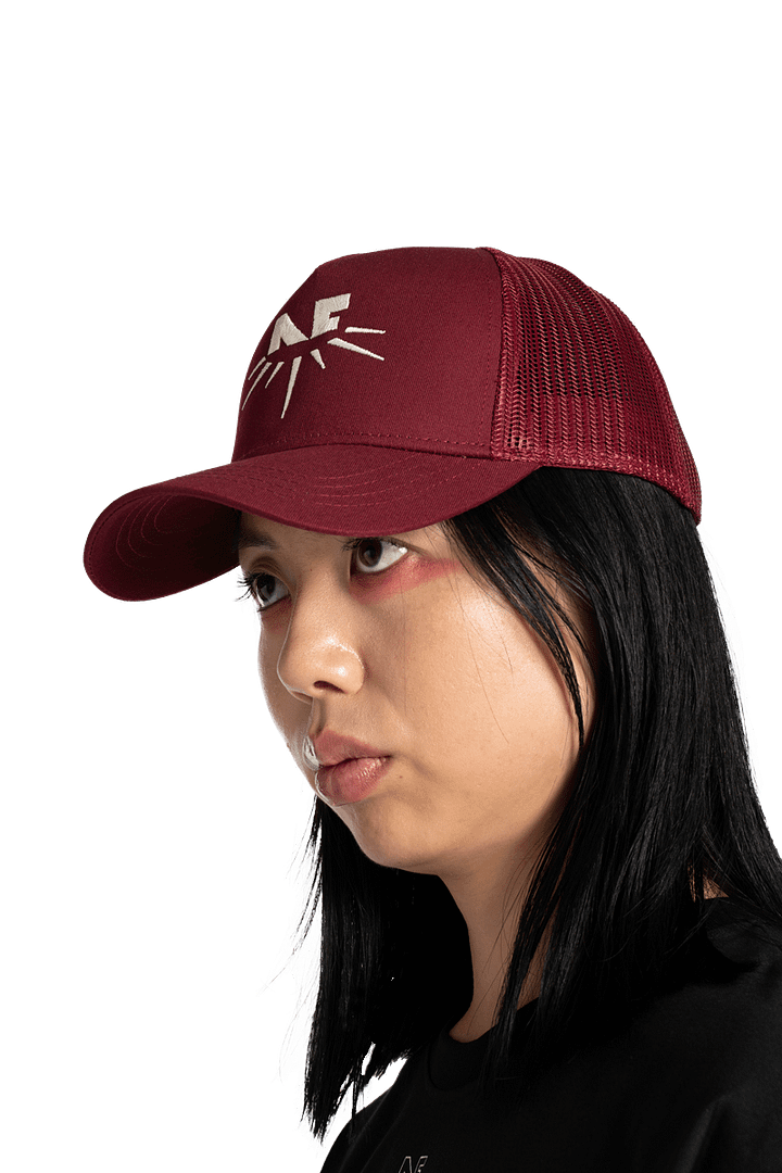 "ECLIPSE" CAP